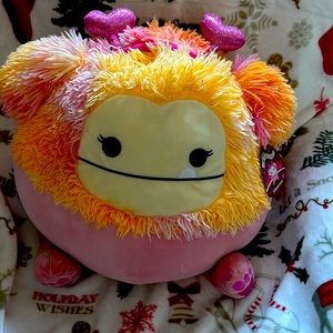 Squishmellow caparinne brand new with tags heart headband